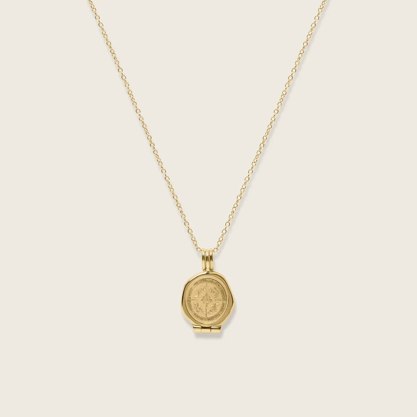 Online STILNEST Ad Astra Seal Medaillon Kette | 585 Gold
