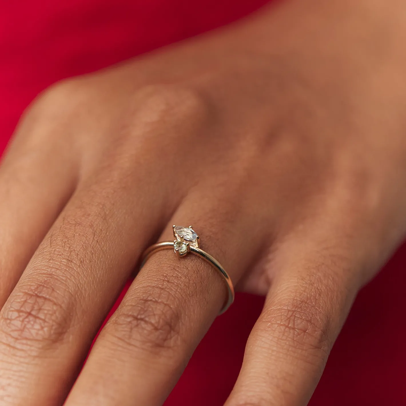 Online STILNEST Aquamarin & Grüner Saphir Joy Solitär Ring | 585 Gold