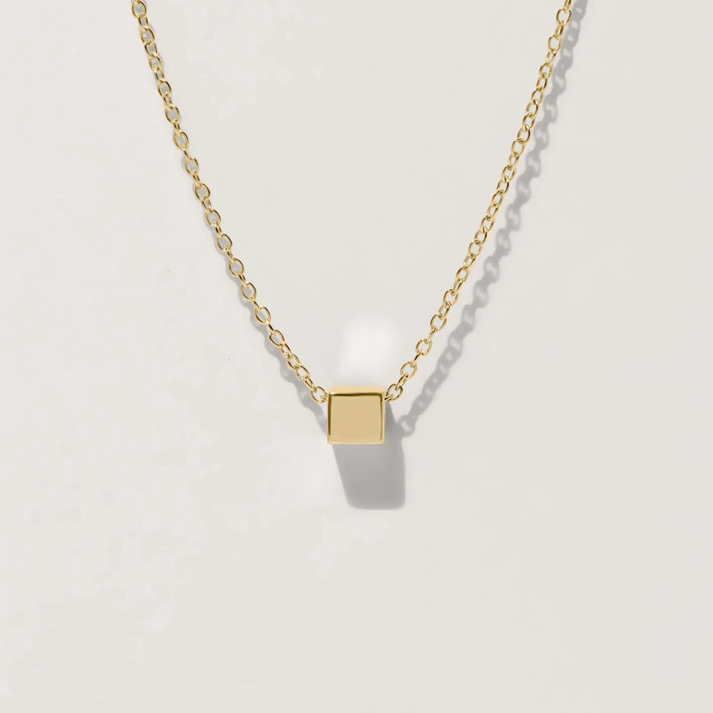 Best Sale STILNEST Cube mit Ankerkette | 585 Gold