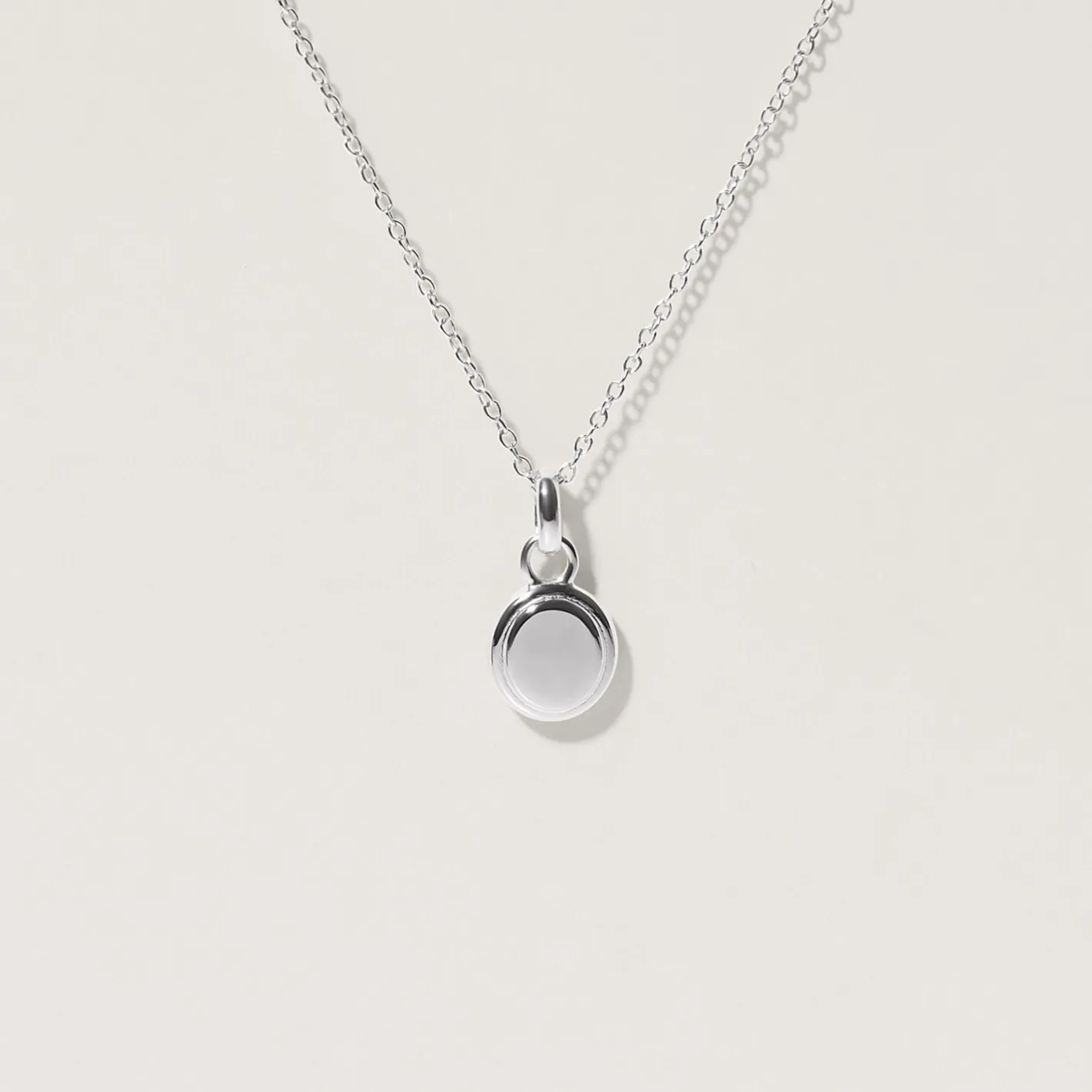 Fashion STILNEST Engravable Emblem Kette