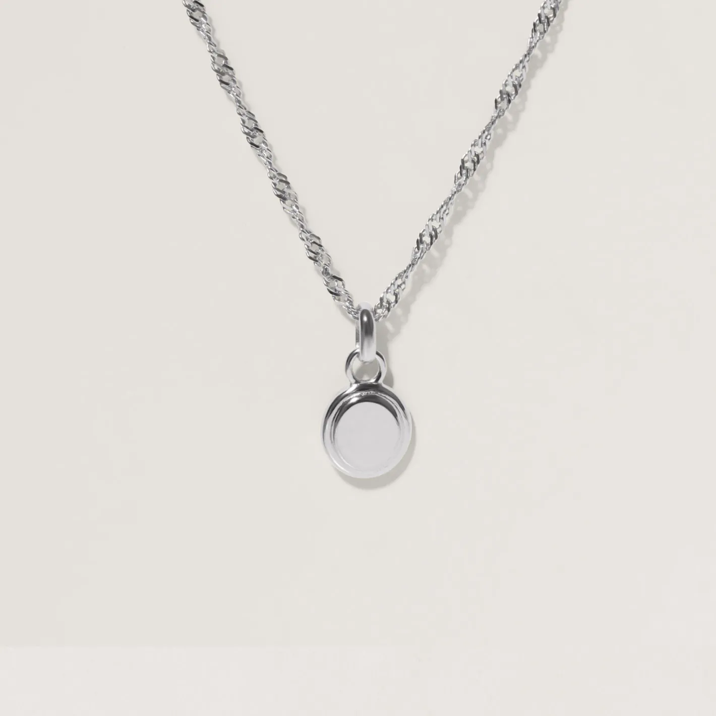 Fashion STILNEST Engravable Emblem Kette