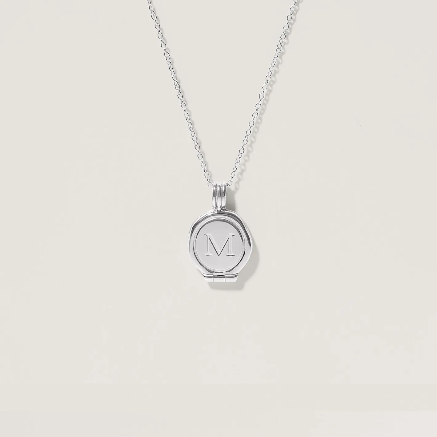 Outlet STILNEST Engravable Seal Medaillon Kette