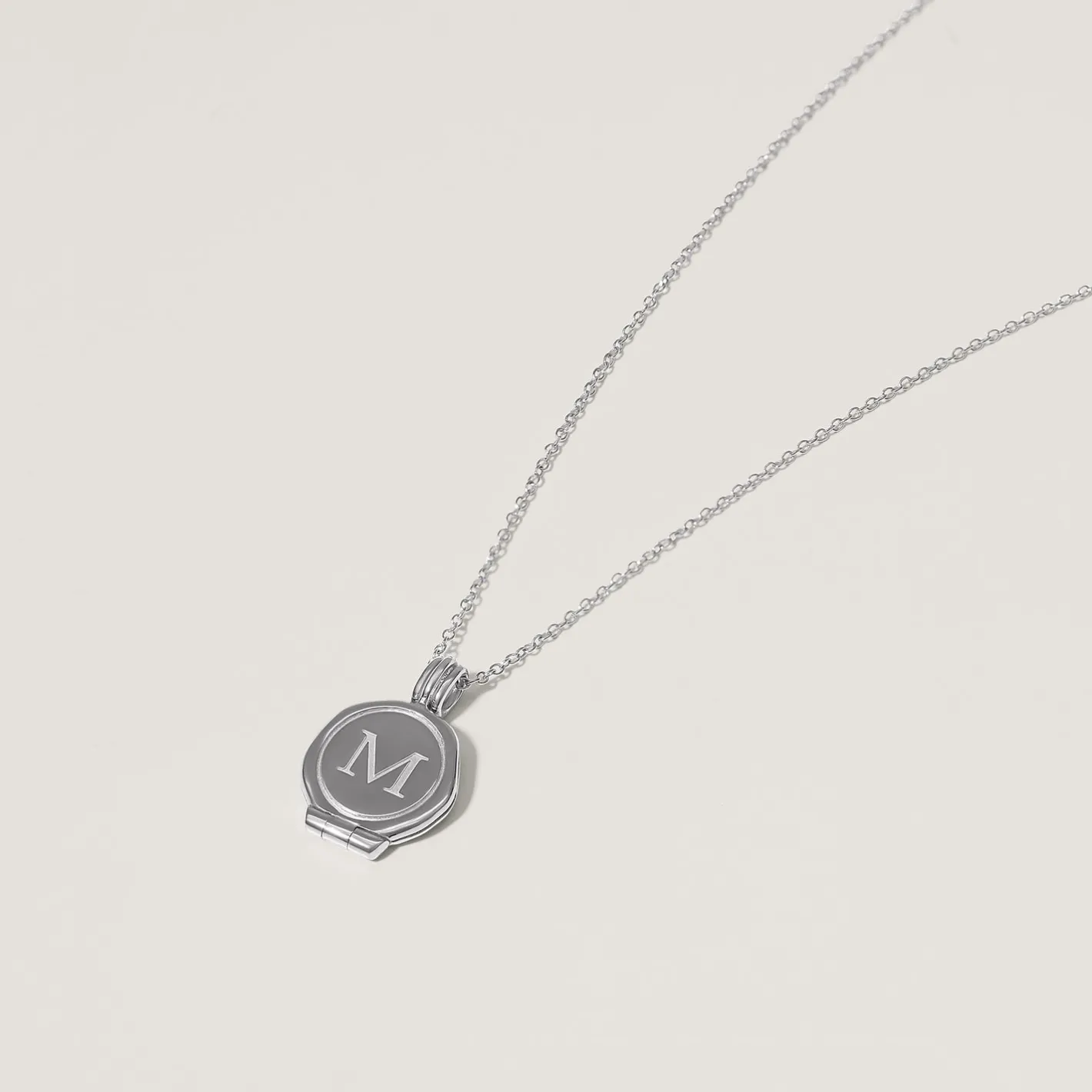 Outlet STILNEST Engravable Seal Medaillon Kette