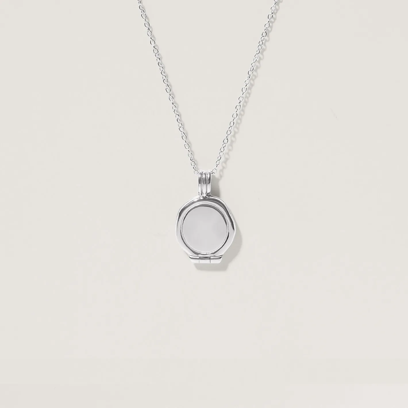 Outlet STILNEST Engravable Seal Medaillon Kette