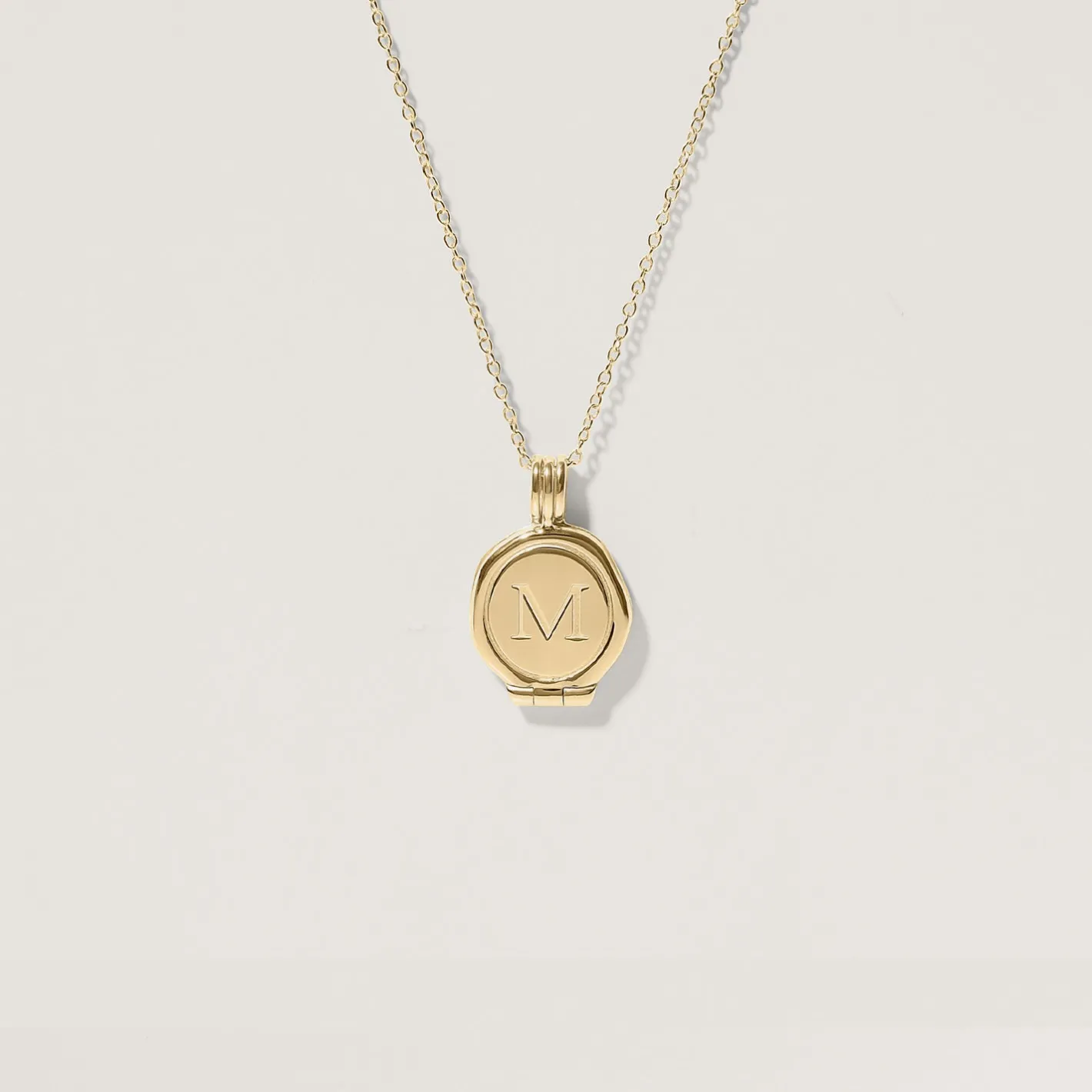 Cheap STILNEST Engravable Seal Medaillon Kette | 585 Gold