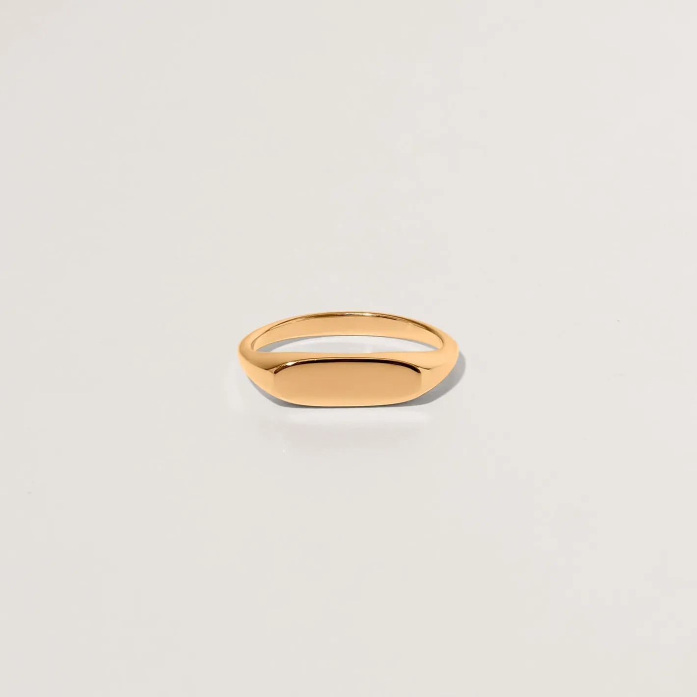 New STILNEST Flat-Top Ring