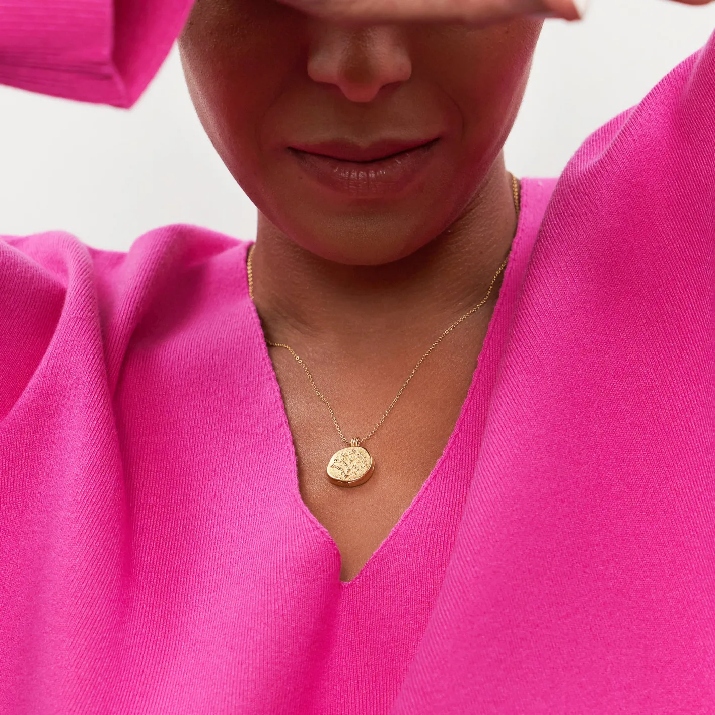 Sale STILNEST Floral Medaillon Kette | 585 Gold