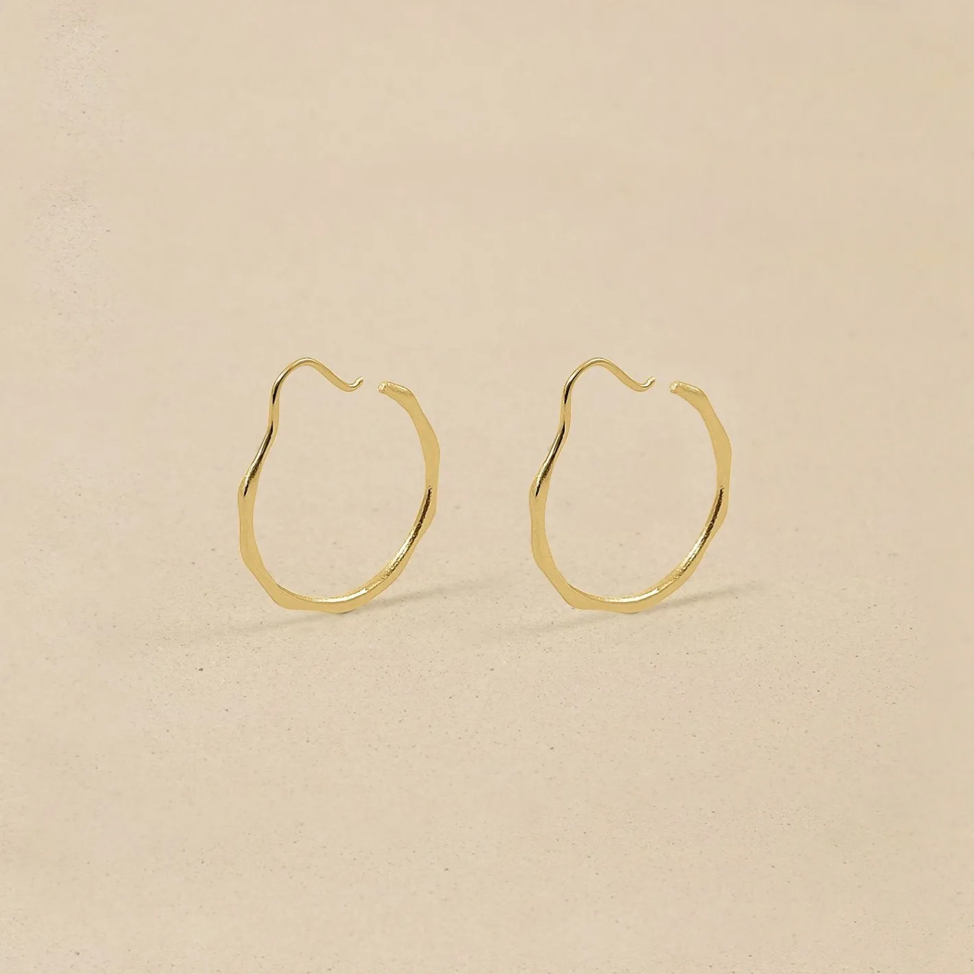 New STILNEST Fluid Creolen Ohrringe | 585 Gold