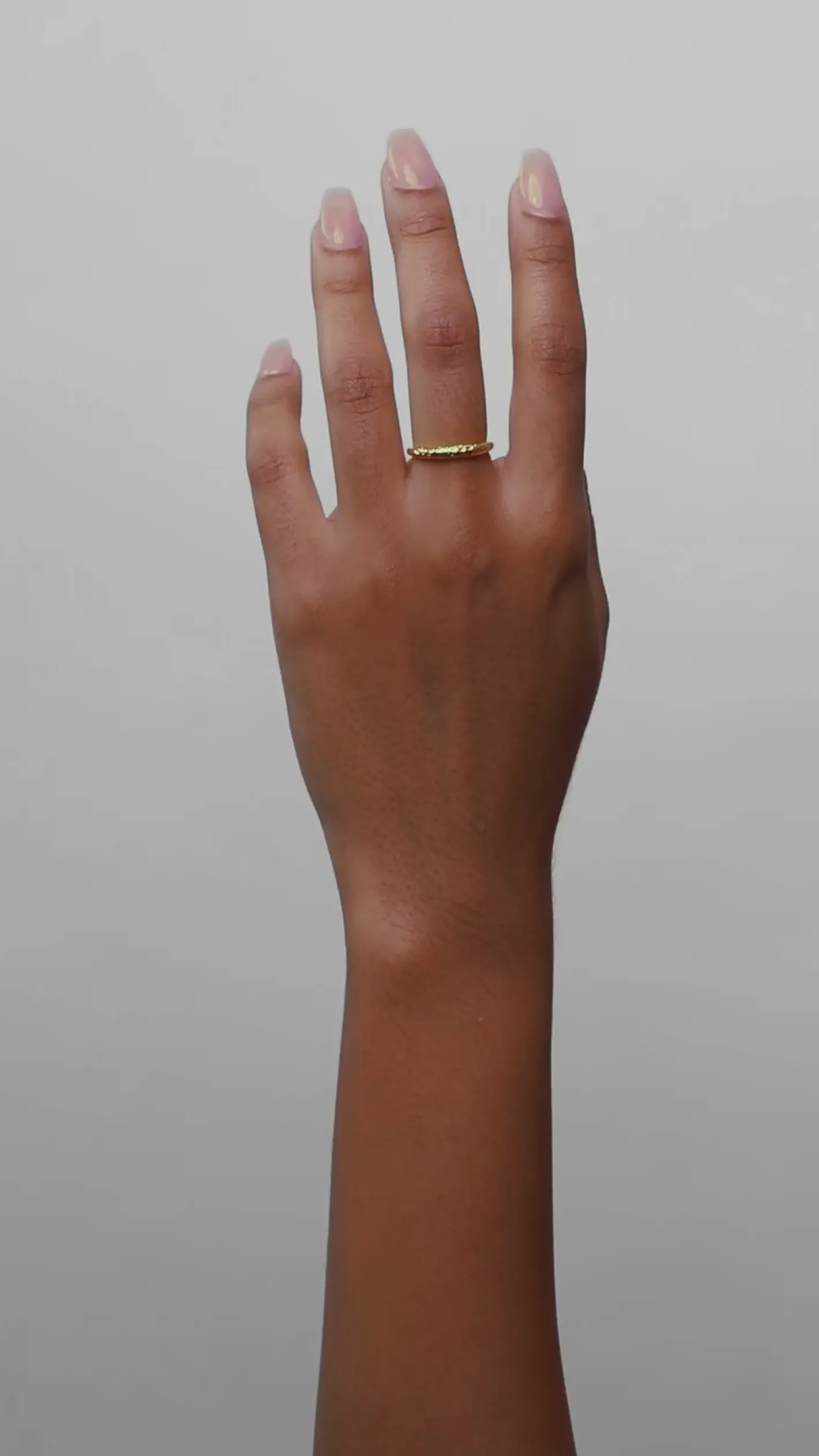 Hot STILNEST Hammered Thin Bombé Ring | 585 Gold
