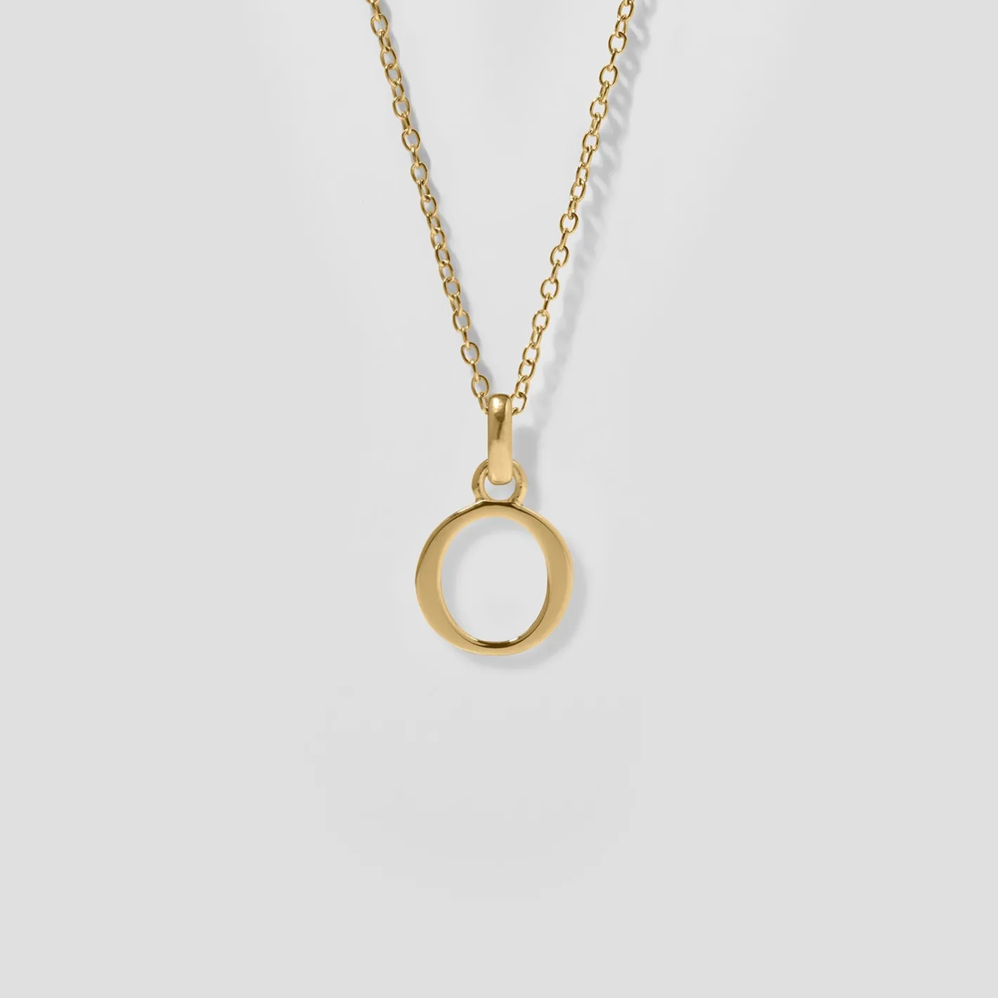 Store STILNEST Initial mit Ankerkette | 585 Gold