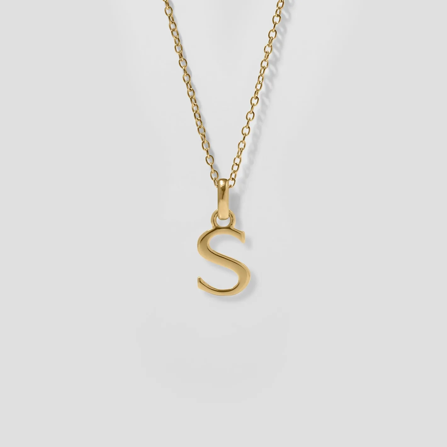 Store STILNEST Initial mit Ankerkette | 585 Gold
