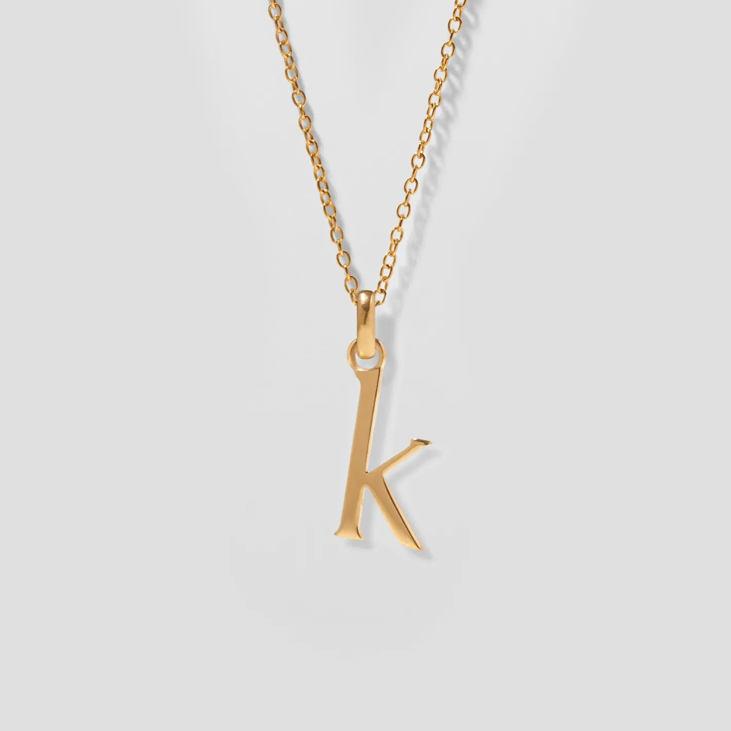 Shop STILNEST Initial mit Ankerkette 24k Gold Vermeil