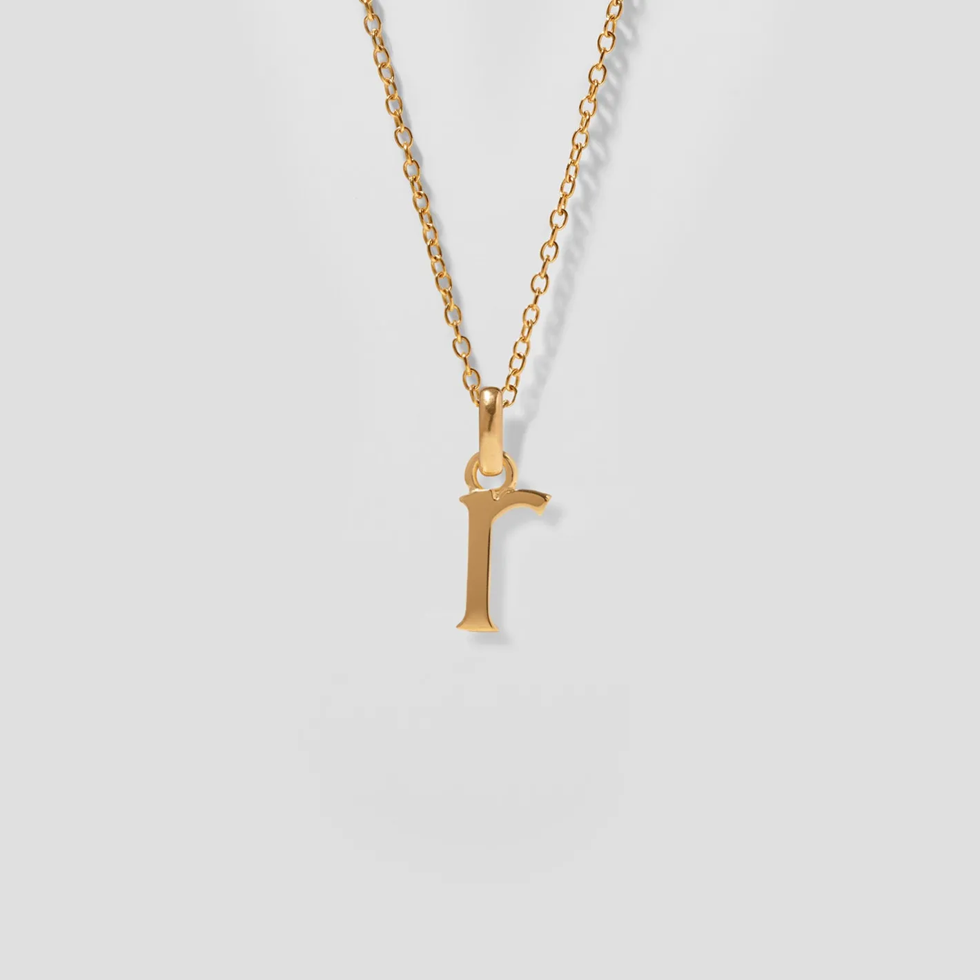 Shop STILNEST Initial mit Ankerkette 24k Gold Vermeil