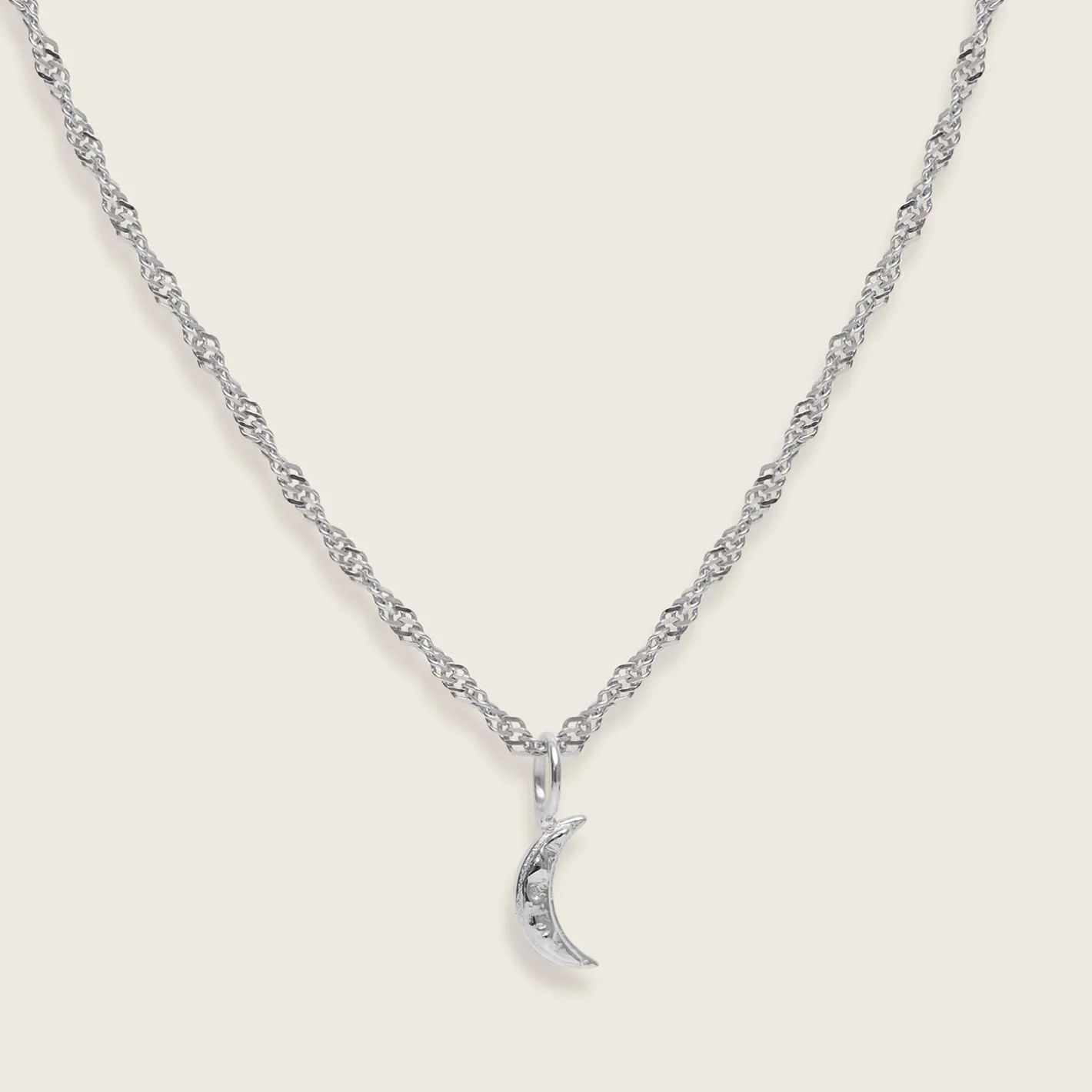 Shop STILNEST Lunar Eclipse Kette