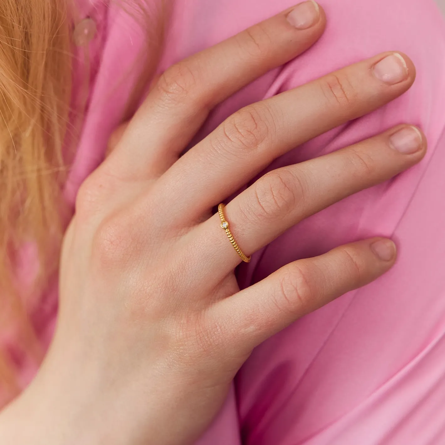 Shop STILNEST Mandarin Garnet Snake Tail Solitaire Ring | 585 Gold