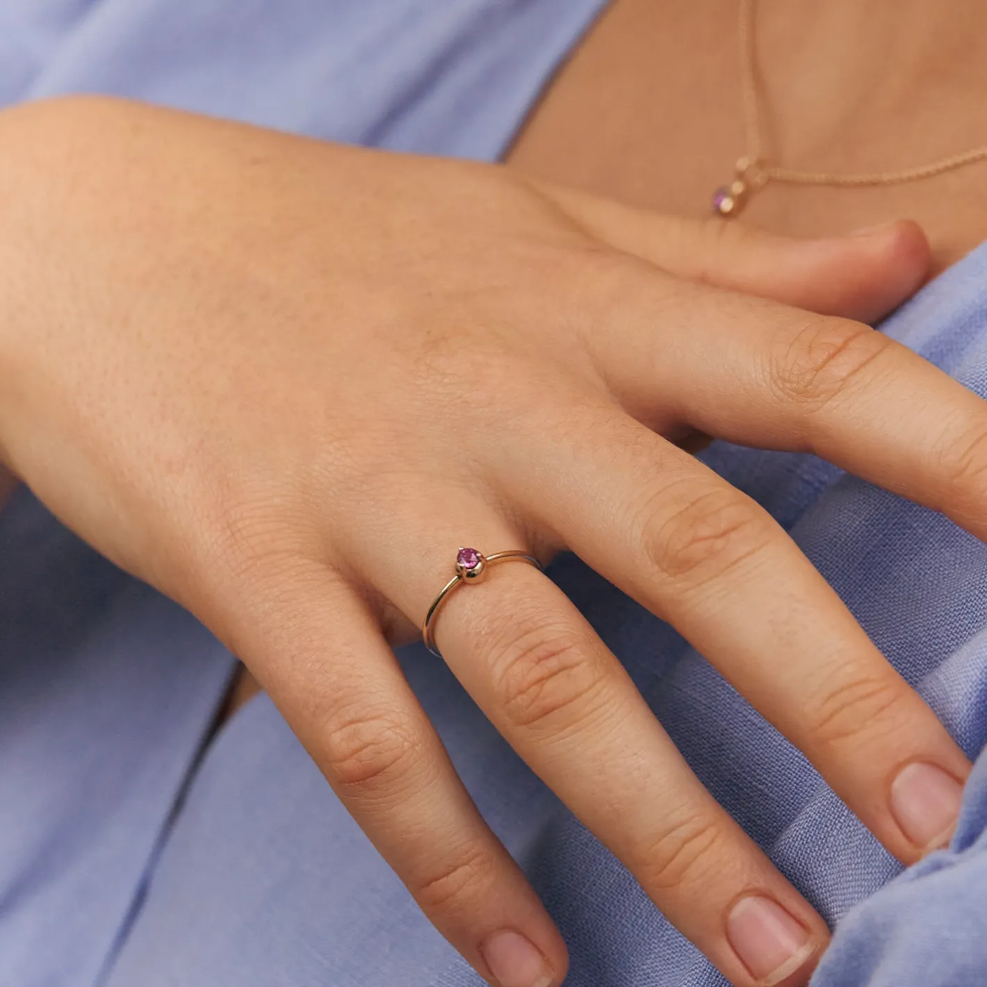 Shop STILNEST Mini Birthstone Ring | 585 Gold