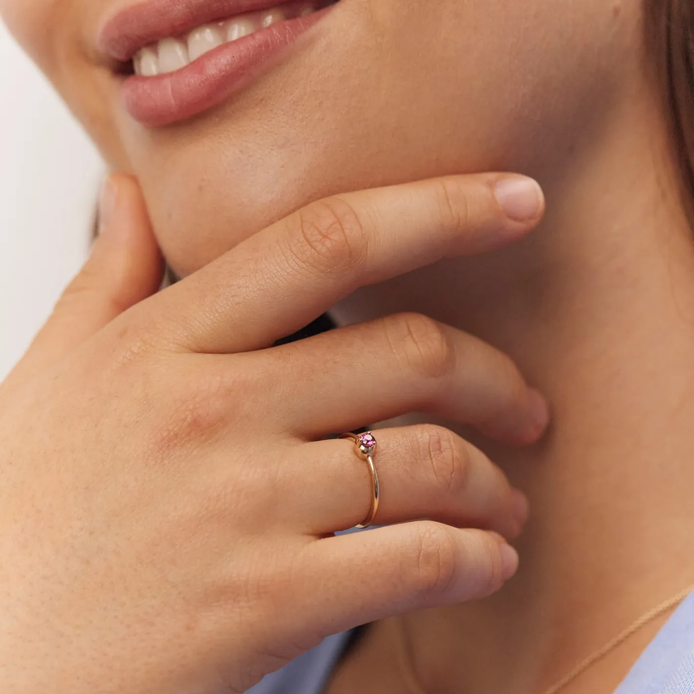 Shop STILNEST Mini Birthstone Ring | 585 Gold