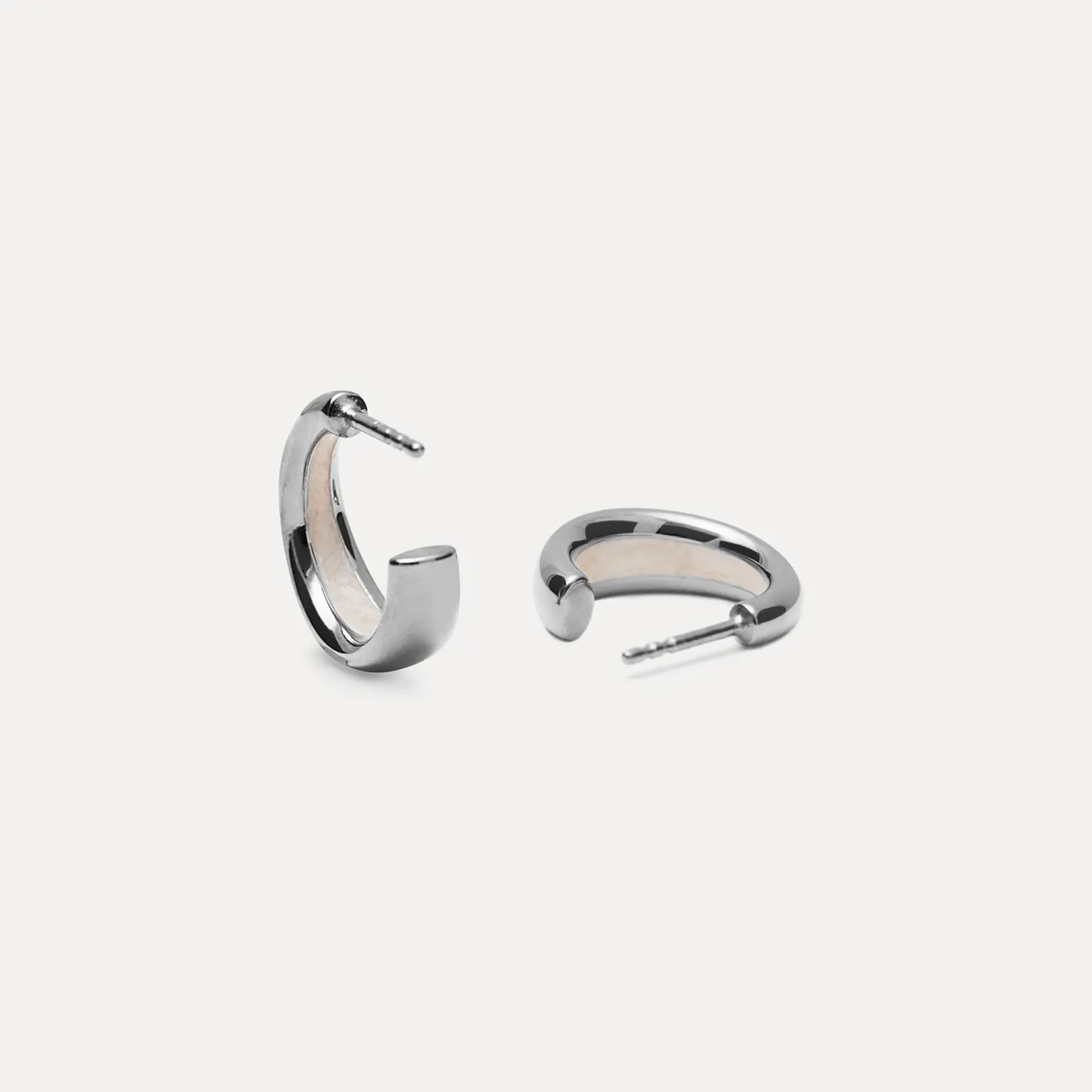 Sale STILNEST Perlenweiß Enamel Bold Creolen Ohrringe