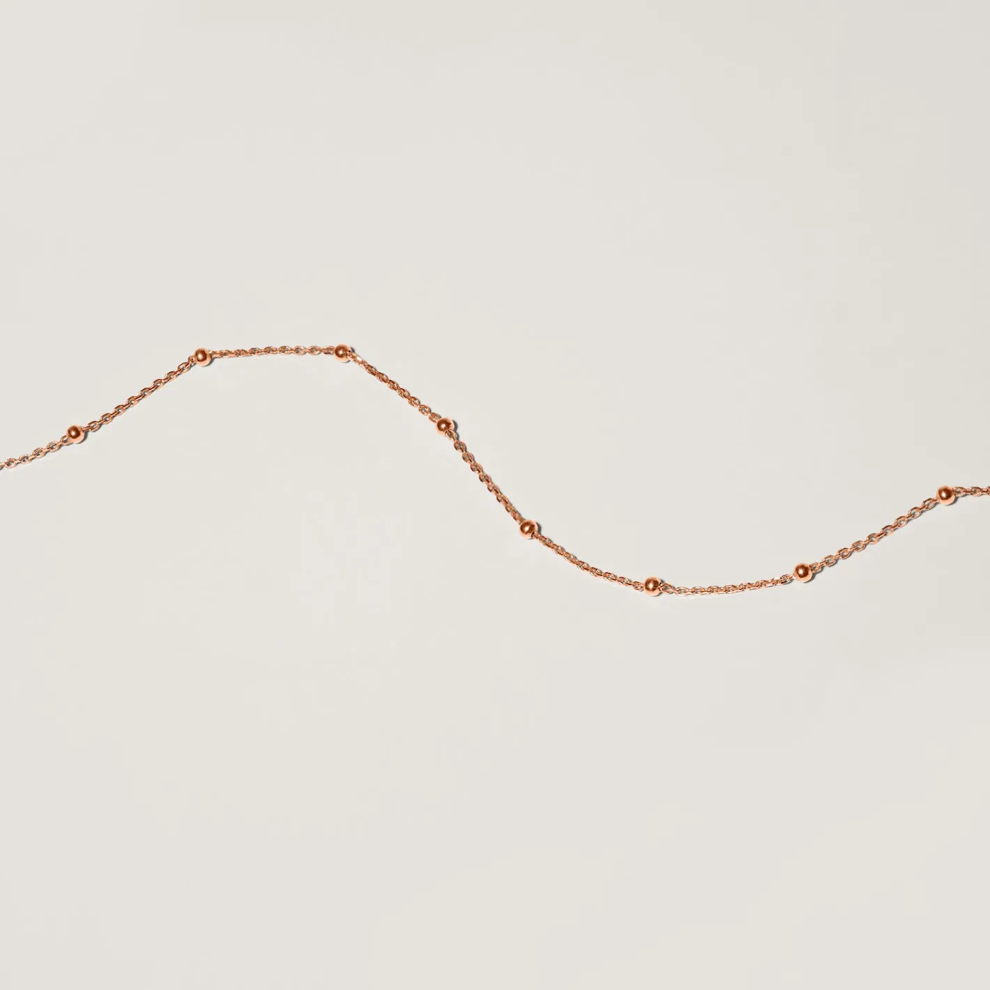 Store STILNEST Satellite Choker