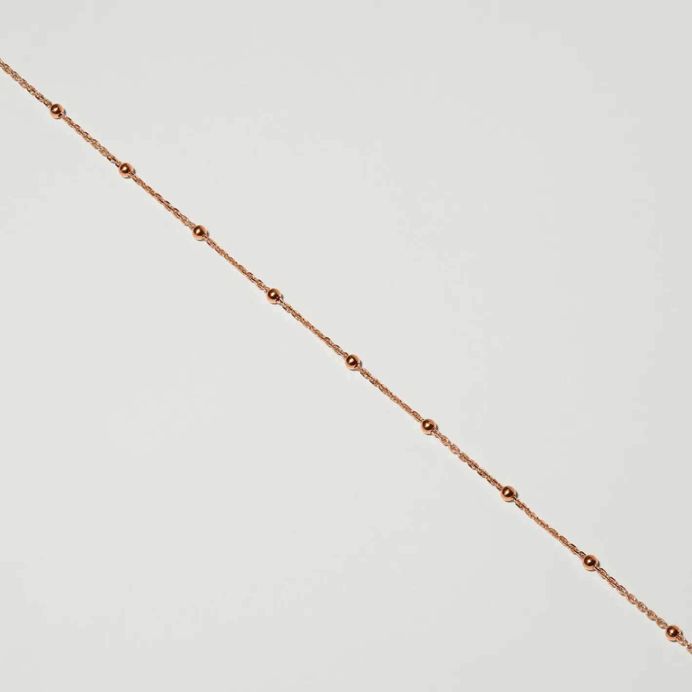 Store STILNEST Satellite Choker