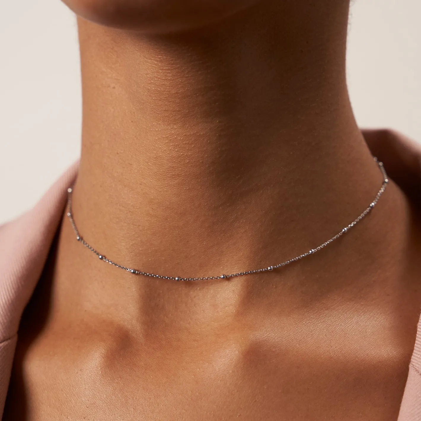 Store STILNEST Satellite Choker