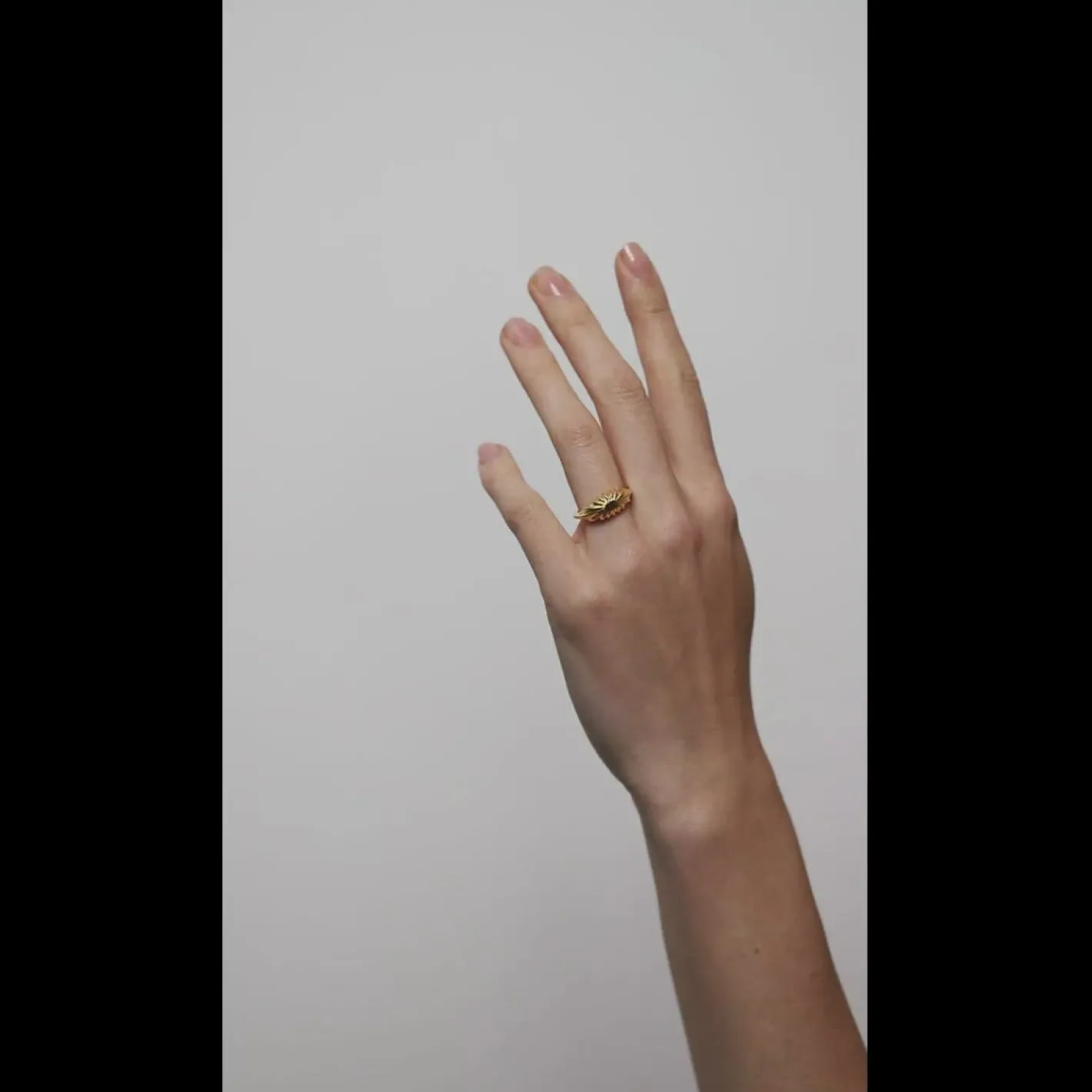 Online STILNEST Solar Bombé Ring | 585 Gold