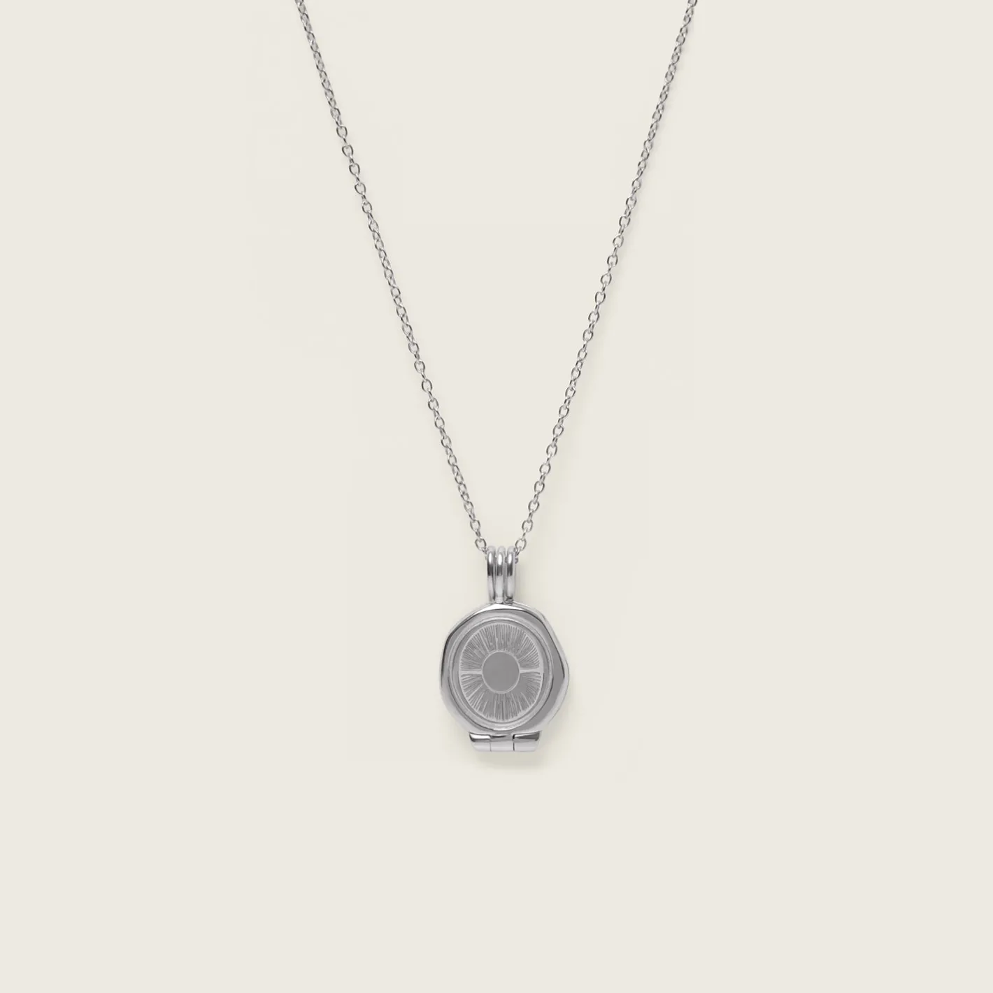 Clearance STILNEST Sun Seal Medaillon Kette