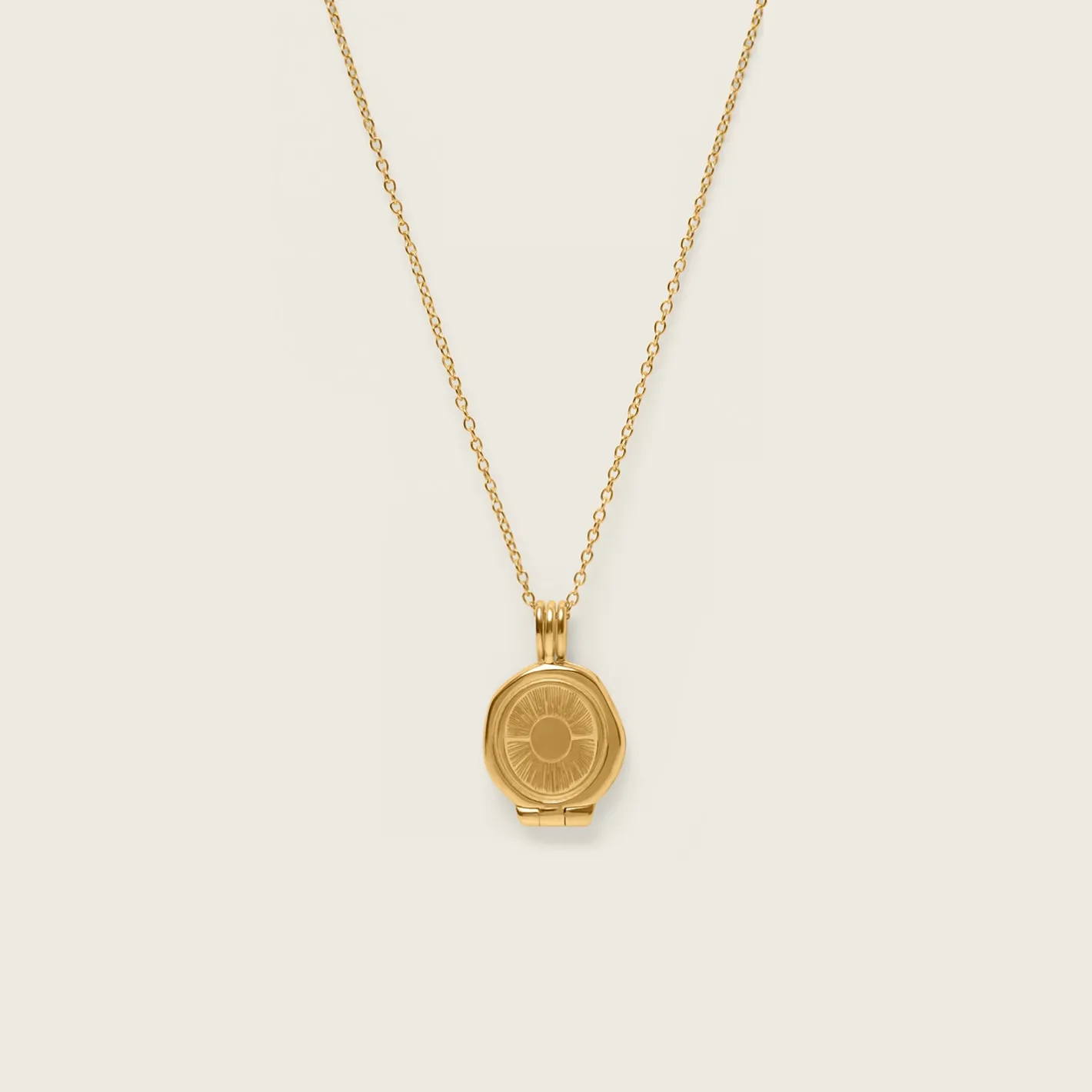 Clearance STILNEST Sun Seal Medaillon Kette