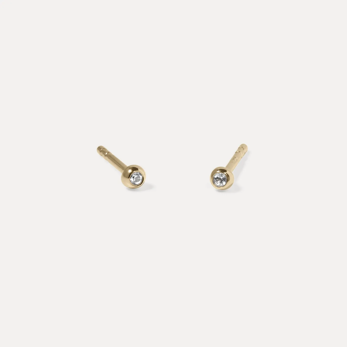Clearance STILNEST Weißer Saphir Brilliant Dot Ohrstecker Ohrringe | 585 Gold