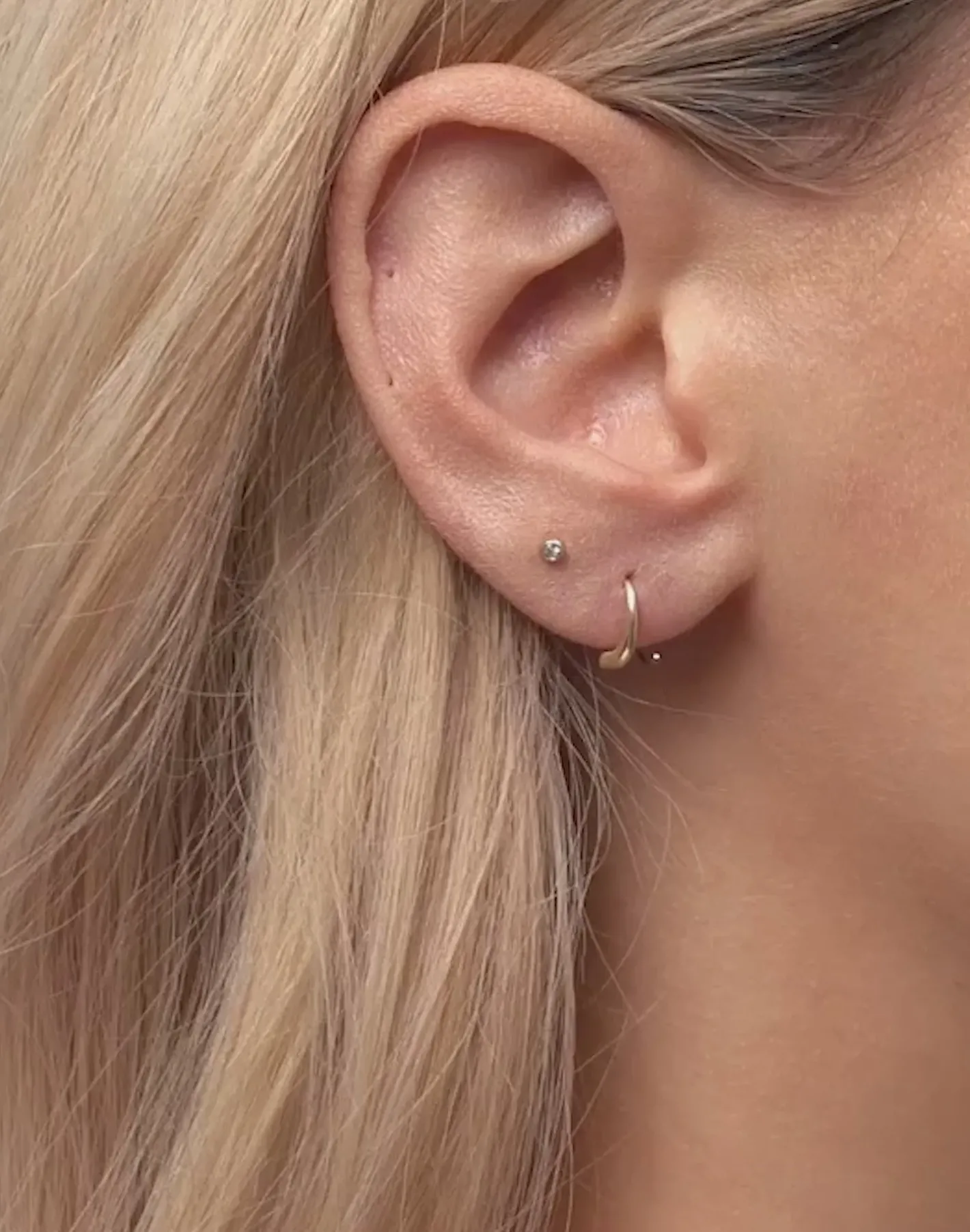 Clearance STILNEST Weißer Saphir Brilliant Dot Ohrstecker Ohrringe | 585 Gold